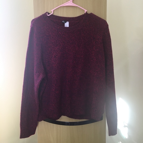 H&M burgundy Sweater - Picture 1 of 6